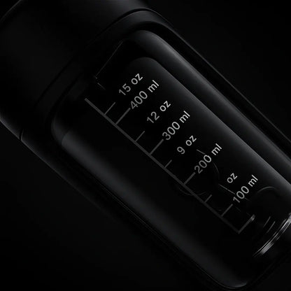 Smart Shake Pro™ ボタンひとつで、完璧なプロテイン600ml