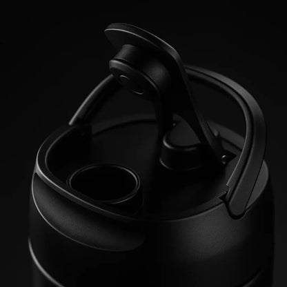 Smart Shake Pro™ ボタンひとつで、完璧なプロテイン600ml
